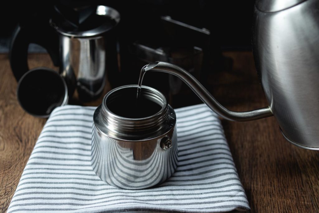 use boiling water to brew in a moka pot